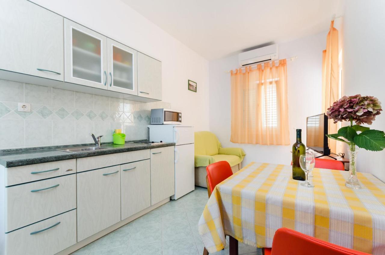 Apartments Marija & Lino Lopar Esterno foto